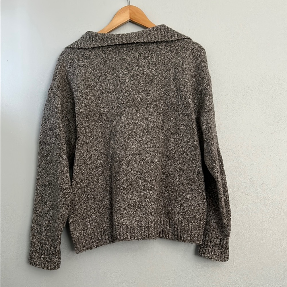 Old Navy Gray Zip Up Sweater with Ribbed Knit - Picture 3 of 3